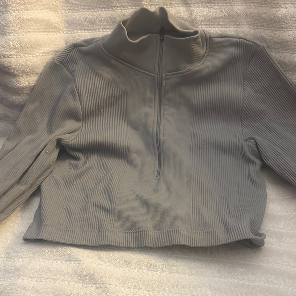 Forever 21 Gray V-Neck Sweater